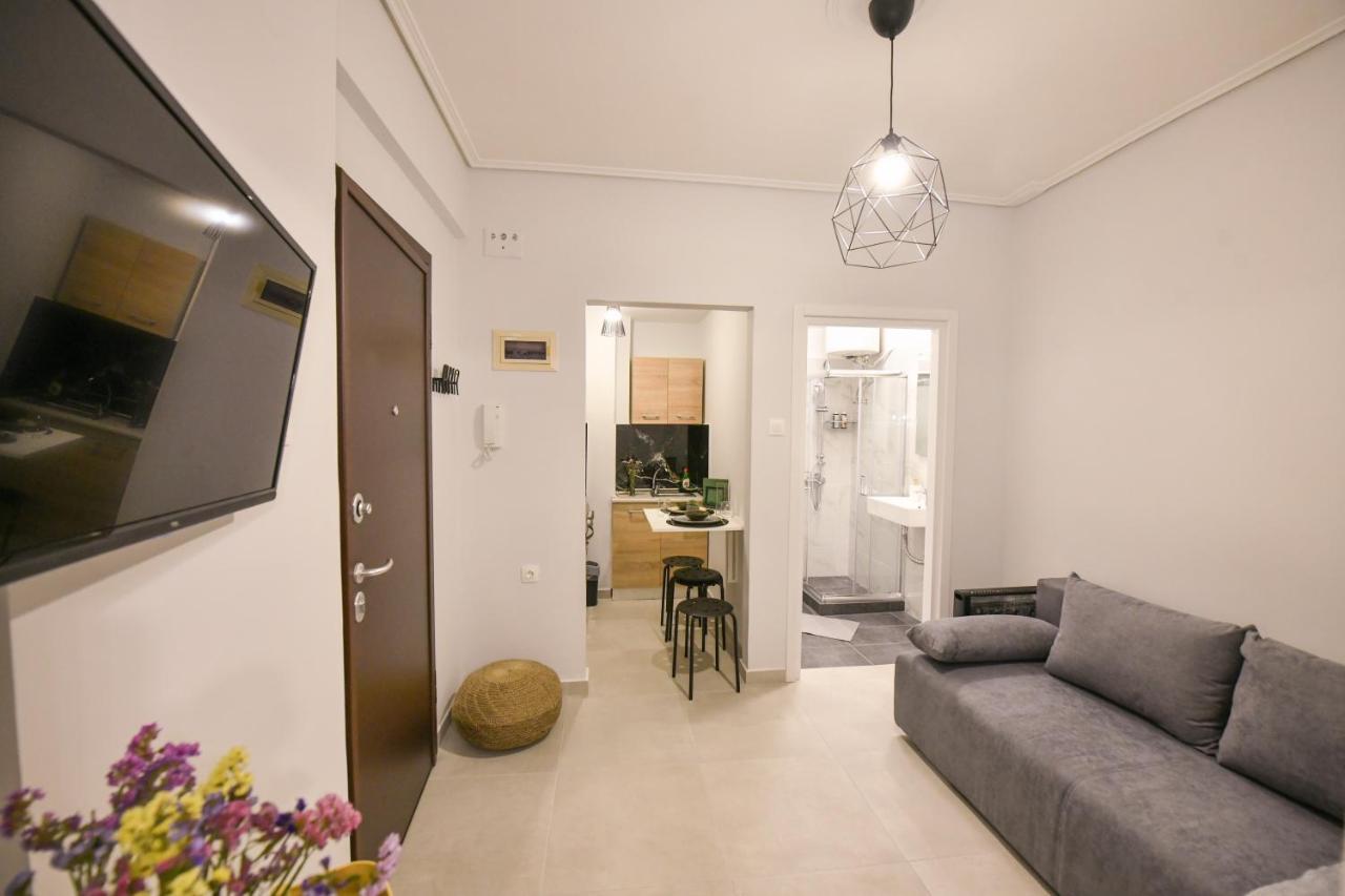 Modern, Comfortable Apartment, In The Heart Of The City_2 Larissa Exterior foto